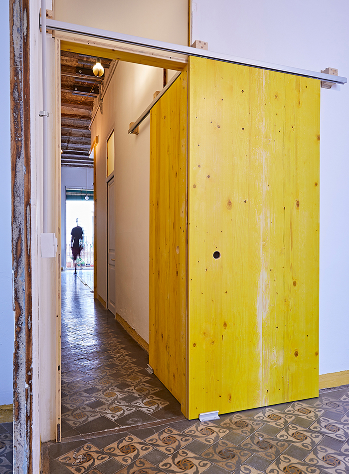 Reforma punk a Poeta Cabanyes 13