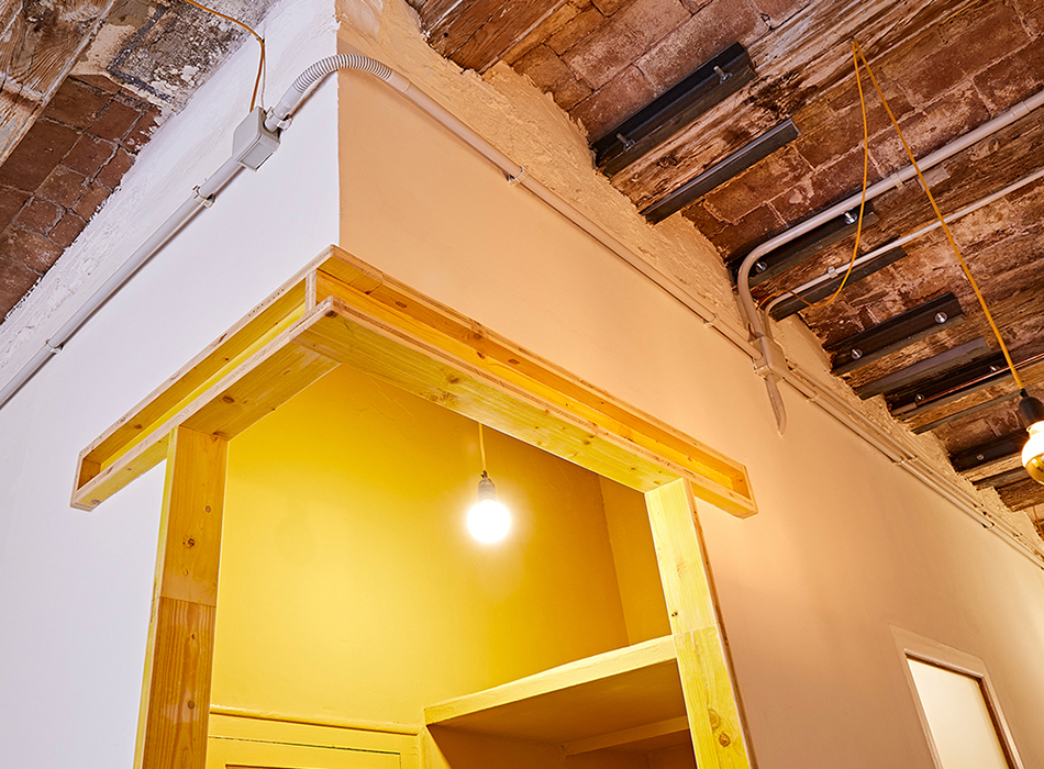 Reforma punk a Poeta Cabanyes 2