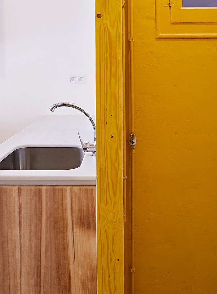 Reforma punk a Poeta Cabanyes 9